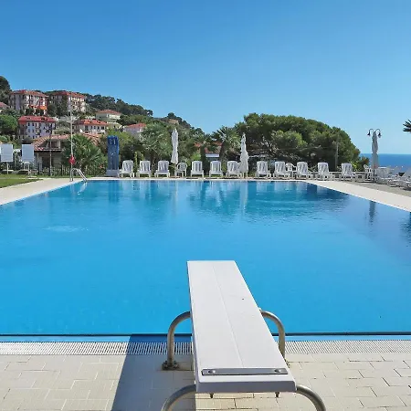 Le Margherite - Slr259 By Interhome * Costarainera